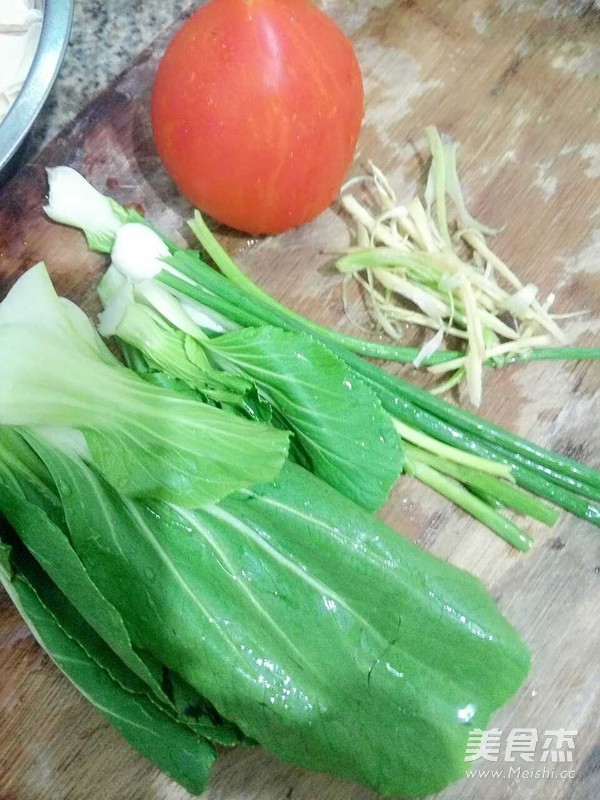 Ravioli with Tomatoes and Greens recipe