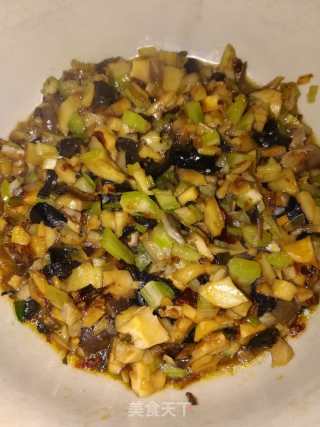 Mung Bean Noodles with Mushroom Sauce recipe