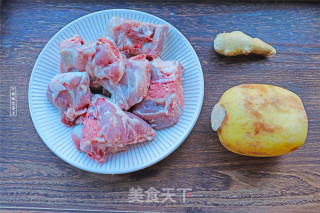 Lotus Root Pork Ribs Soup recipe