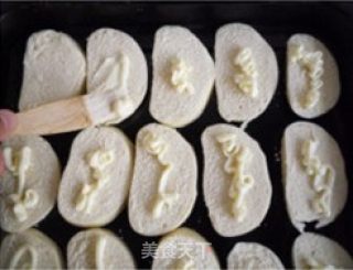 Grilled Buns with Salad Dressing recipe