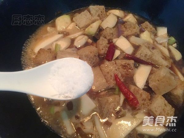 Stewed Gluten with Taro recipe