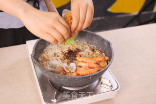 Luxurious Seafood Haohuan Snail Snail Noodles recipe