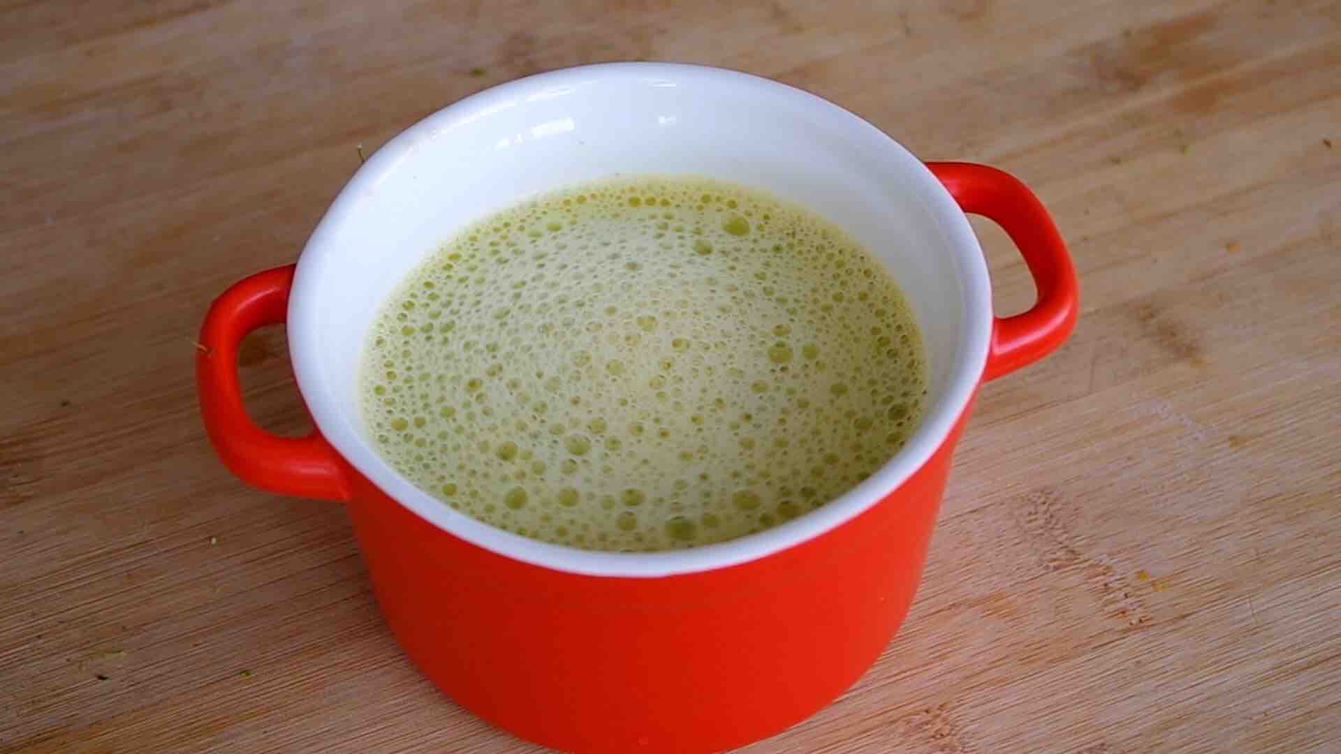 Don't Mix Broccoli Anymore, Add 2 Eggs to The Bowl and Stir One recipe