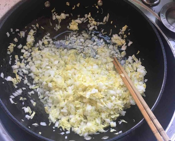 Cabbage Vermicelli Buns recipe