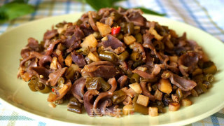 Stir-fried Chicken Gizzards with Capers recipe