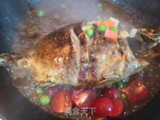 Home Cooking-braised Mandarin Fish in Brown Sauce recipe