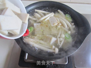 Fish Cake Tofu Pot recipe