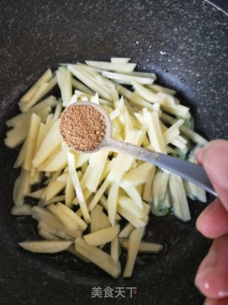 Cabbage, Potatoes, Vermicelli, Pork Rib Soup recipe