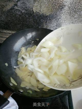 Fried Potato Chips with Onions recipe