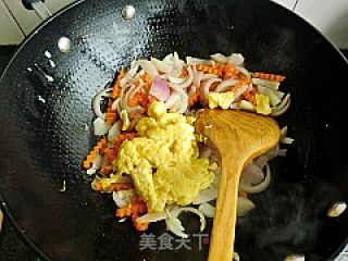 Scrambled Eggs with Onions and Carrots recipe