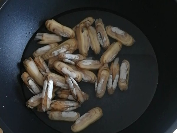 Stir-fried Razor Clams recipe