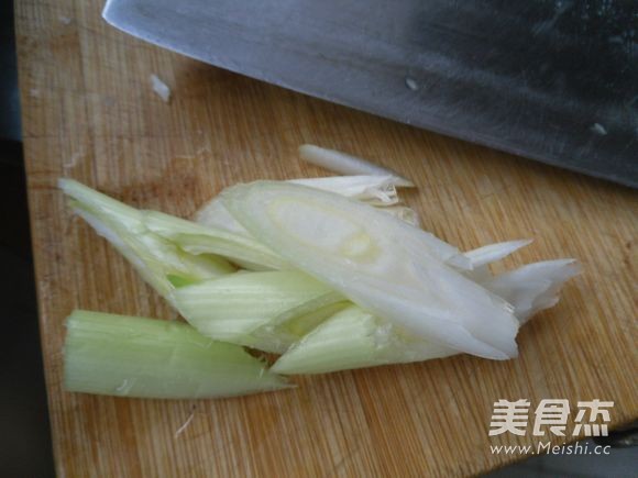 Stewed Cabbage with Pork Skin recipe