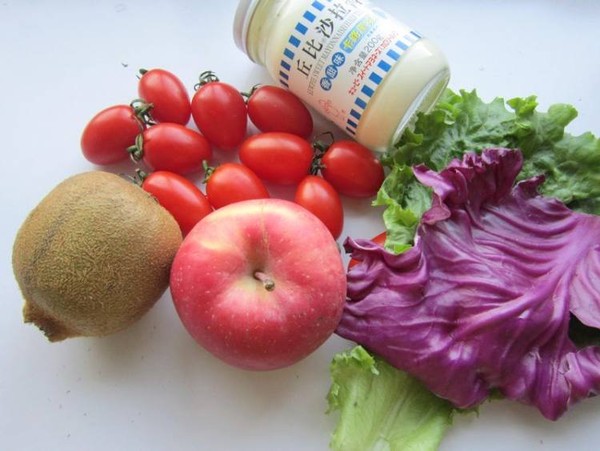 Yogurt Vegetable and Fruit Salad recipe
