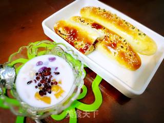 Chili Scallion Pork Floss Bread recipe