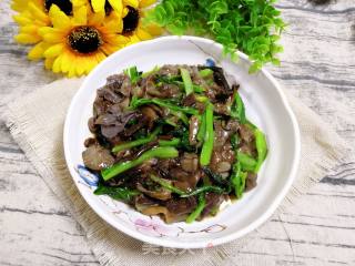 Hazel Mushroom and Chinese Cabbage in Oyster Sauce recipe