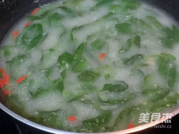 Pork Liver Soup with Wolfberry Leaf in Congee Base recipe