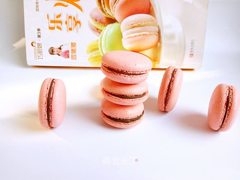 French Macarons-the Winning Works of The 2nd Lezhong Baking Competition recipe