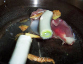 Big Bone Wolfberry Lotus Root Soup recipe