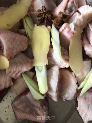 Crispy Chicken Wings with Tempeh recipe