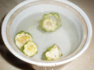 Bitter Gourd Tea for Clearing Away Heat and Removing Fire recipe