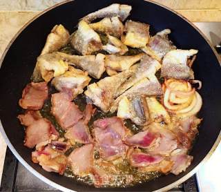 Home Roasted Vermicelli Small Yellow Croaker recipe