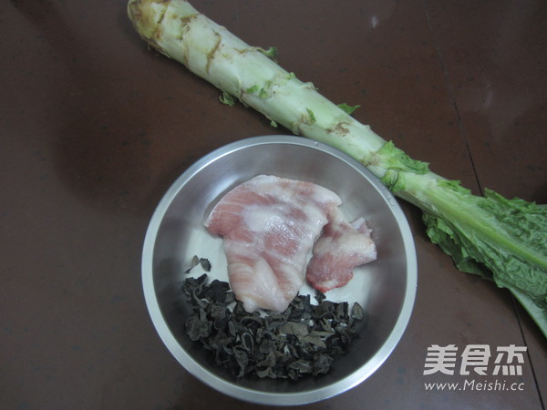 Fried Bamboo Shoots with Cloud Ears recipe