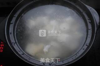 Mushroom and Yam Spare Ribs Health Soup recipe