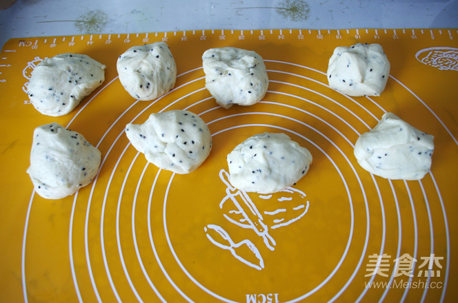 Yogurt Flower Bread recipe