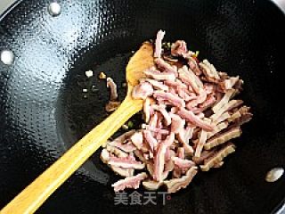 【flying Birds and Animals】---fried Pork with Green Peppers recipe