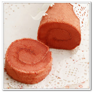 Give The Cake A Beautiful Color-red Yeast Chiffon Cake Roll recipe