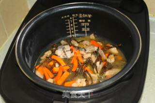 Claypot Rice with Dried Carob Pork Slices recipe