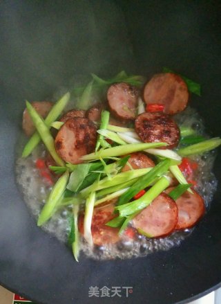 Stir-fried Green Garlic with Bacon Ham recipe