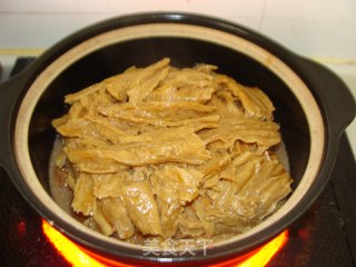 A Simple Home-cooked Dish-braised Pork with Yuba and Braised Pork recipe