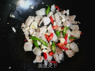 Stir-fried Pork with Spring Bamboo Shoots recipe