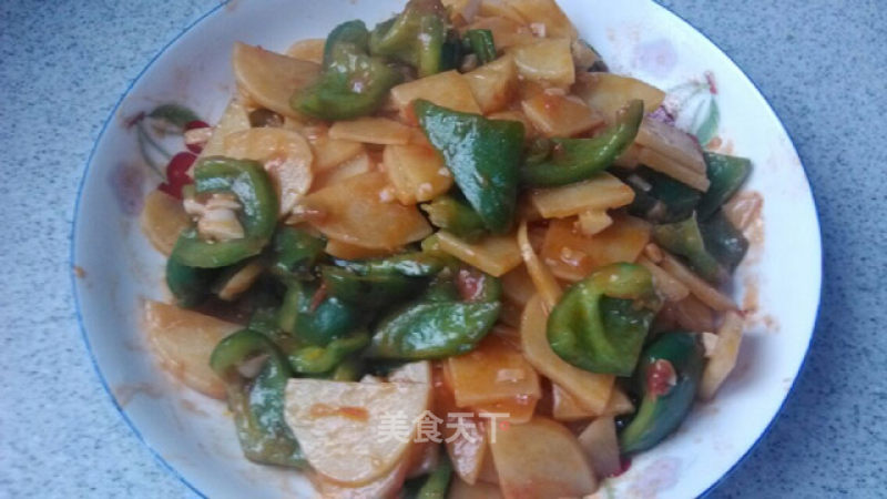 Alternative Way to Eat Potato Chips-tomato Green Pepper Potato Chips recipe