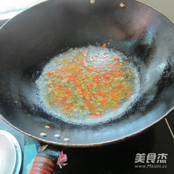 Hot and Sour Potato Soup Noodles recipe