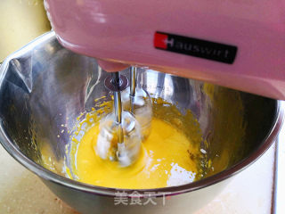 Mango Hug Cake Roll recipe