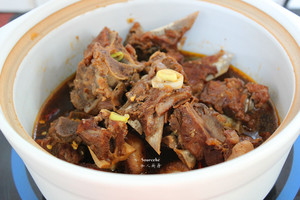 Lamb Scorpion Stewed with Radish recipe