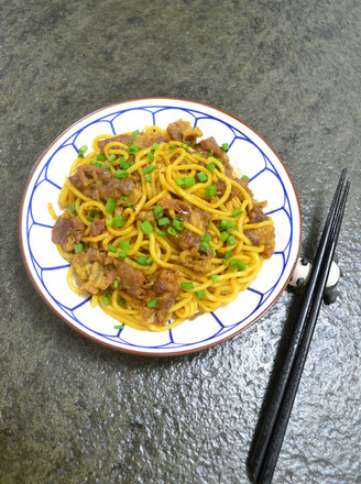 Unique Stir-fried Ramen with Beef and Beef in Oyster Sauce recipe