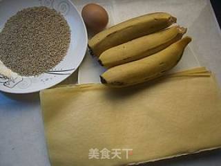 Sesame Banana Roll recipe