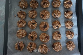 Healthy Chia Seed Oatmeal Cookies recipe