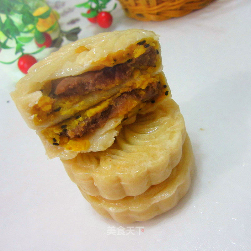 Bean Paste Mooncakes recipe