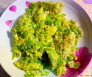 Scrambled Eggs with Hot Peppers recipe