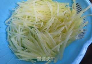 #trust之美#onion Mixed with Potato Shreds recipe