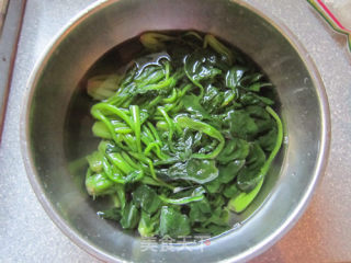 Spinach with Sesame Sauce recipe