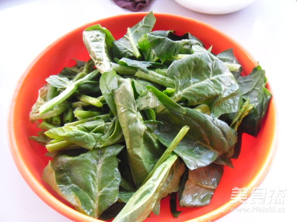 Vermicelli, Spinach and Pig Liver Soup recipe