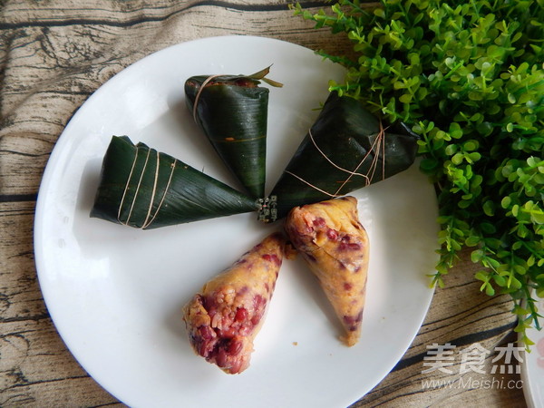 Red Bean Millet Candied Date Zongzi recipe