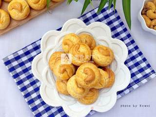 Cashew Crisp Biscuits recipe