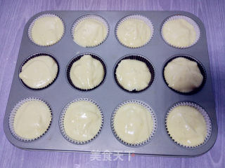 #aca Fourth Session Baking Contest# Making Erotic Cupcakes Decorated with Red Bean Paste recipe