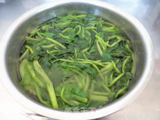 【tianjin】spinach Mixed with Black Fungus recipe